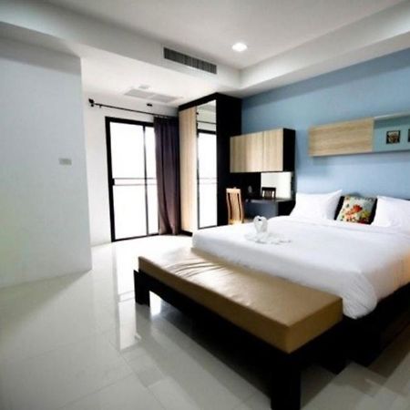 S5 Residence And Cafe Chalong Esterno foto