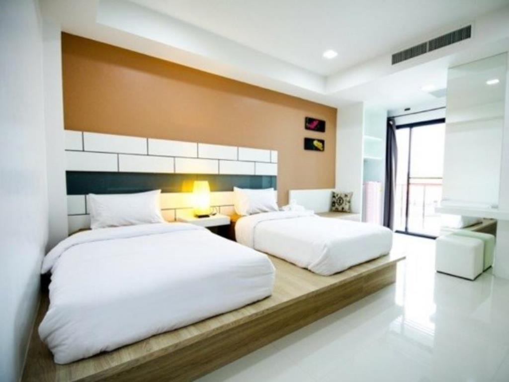S5 Residence And Cafe Chalong Esterno foto